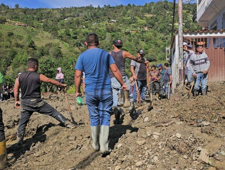 Intensas lluvias dejan incomunicadas a varias comunidades en Mérida