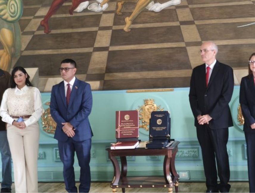 AN recibe el Presupuesto Nacional y Ley de Endeudamiento 2027