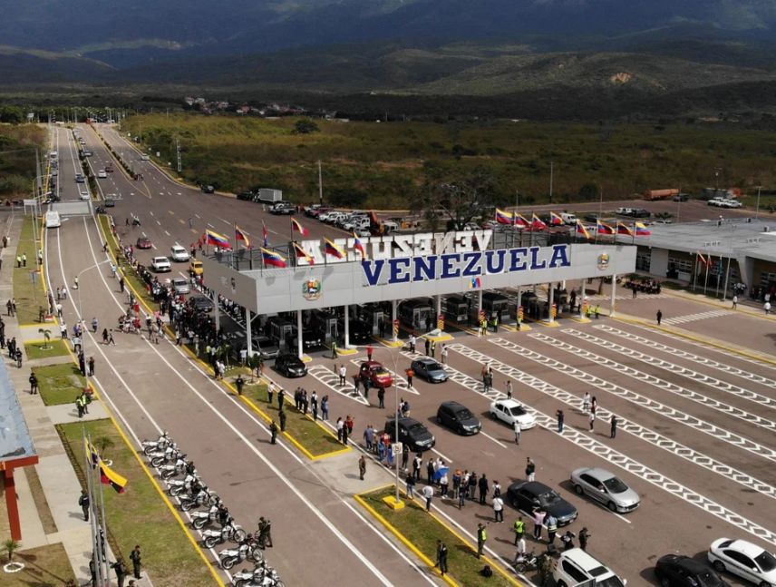 Venezuela propone abrir frontera con Colombia las 24 horas