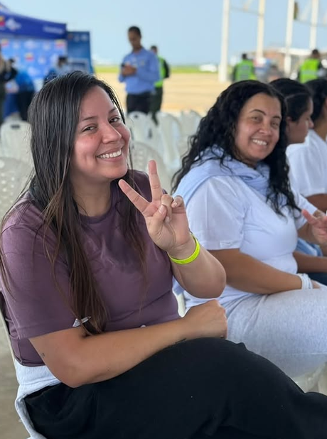 Venezolanos regresan con plan Vuelta a la Patria