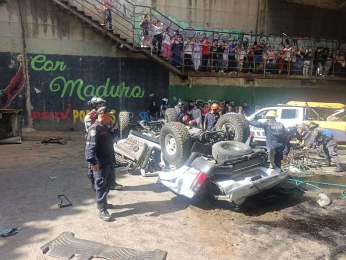 El accidente dejó lesionados.