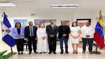 Reabre el Consulado de República Dominicana en Caracas