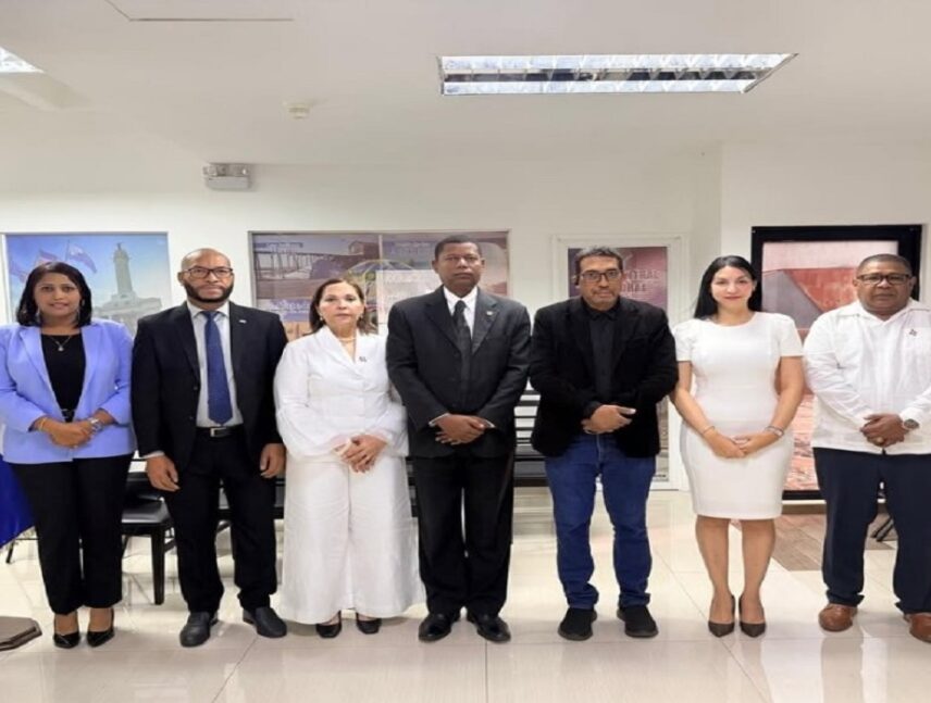 Reabre el Consulado de República Dominicana en Caracas