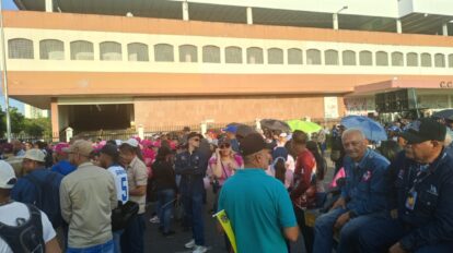 Mujeres del Psuv marcharon en Alta Vista