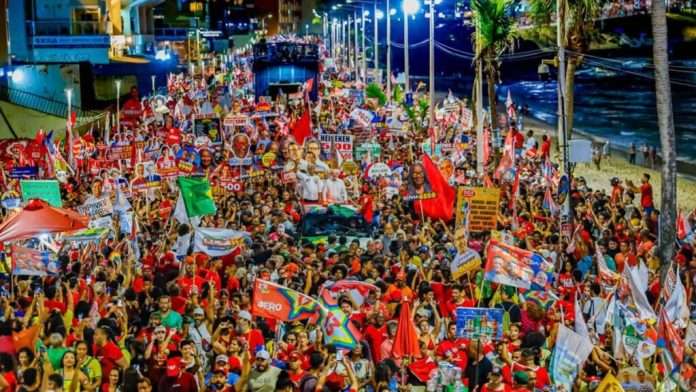 Lula llama a evitar segunda vuelta durante movilización en Río