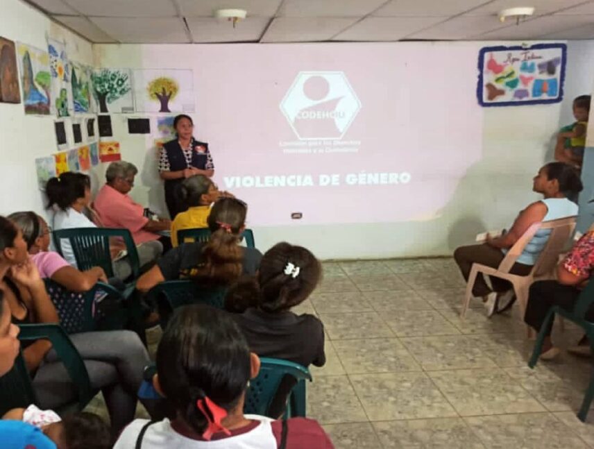 Codehciu ofrece líneas de atención