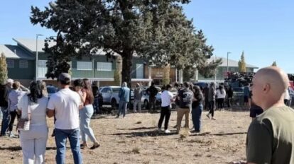 Tiroteo en escuela primaria de Oregon deja al menos dos heridos