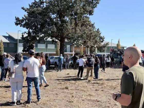 Tiroteo en escuela primaria de Oregon deja al menos dos heridos